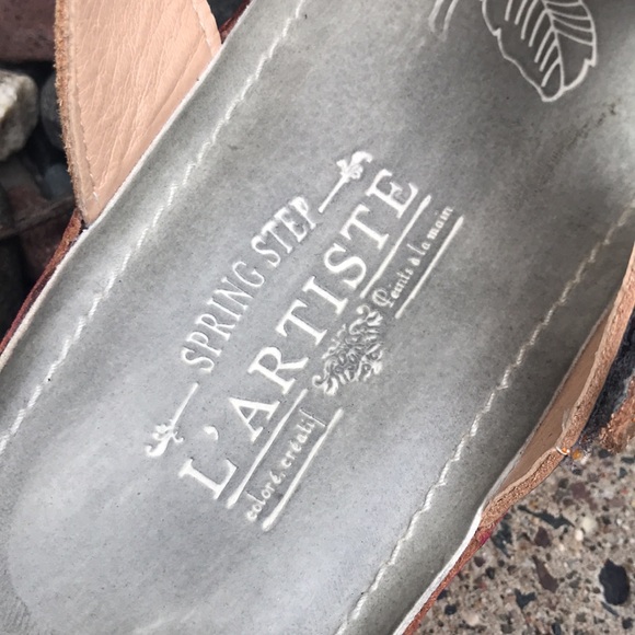 🐲💙 L’ARTISTE by Spring Step Pillow Grey Leather Sandal - Picture 11 of 14